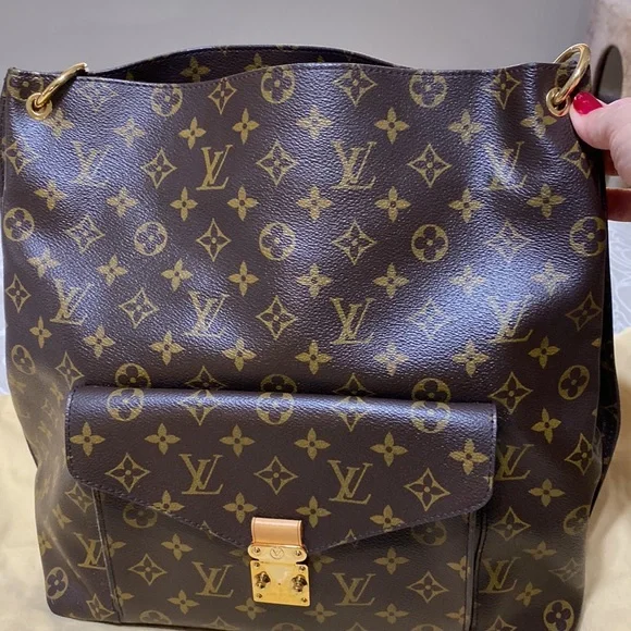 Like New Louis Vuitton Métis Hobo Reverse Monogram Canvas authentic - Picture 1 of 16